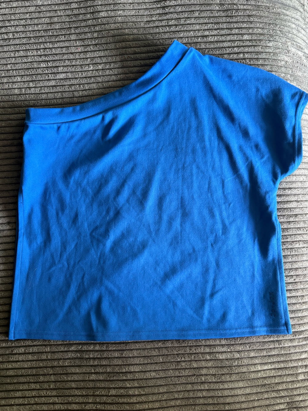 Jo+Jax Dance Side Kick Tee in Cobalt (Youth Large)